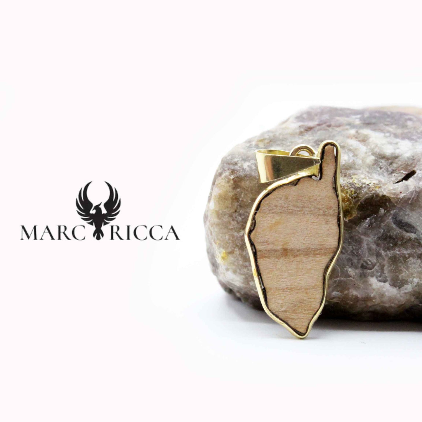 Pendentif Or Corse & Bois ou Corne 18 Carats