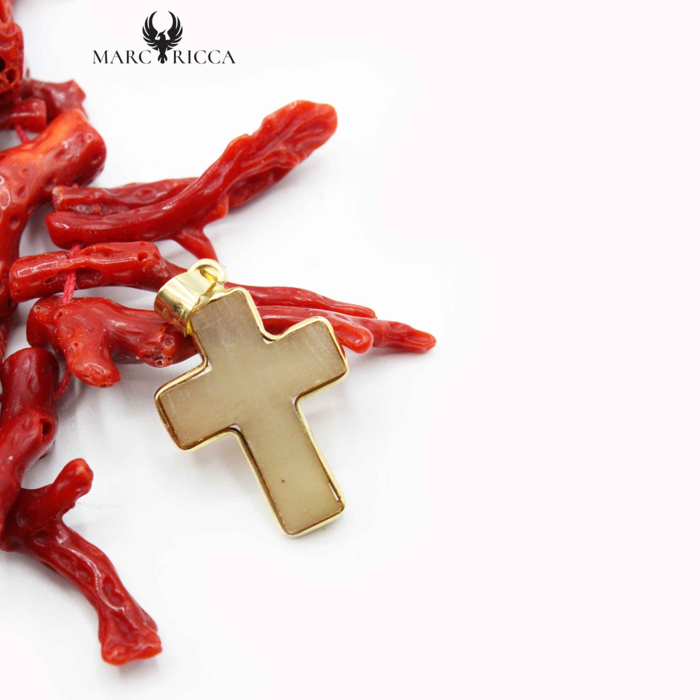 Pendentif Or Croix Corne ou Olivier 18 Carats