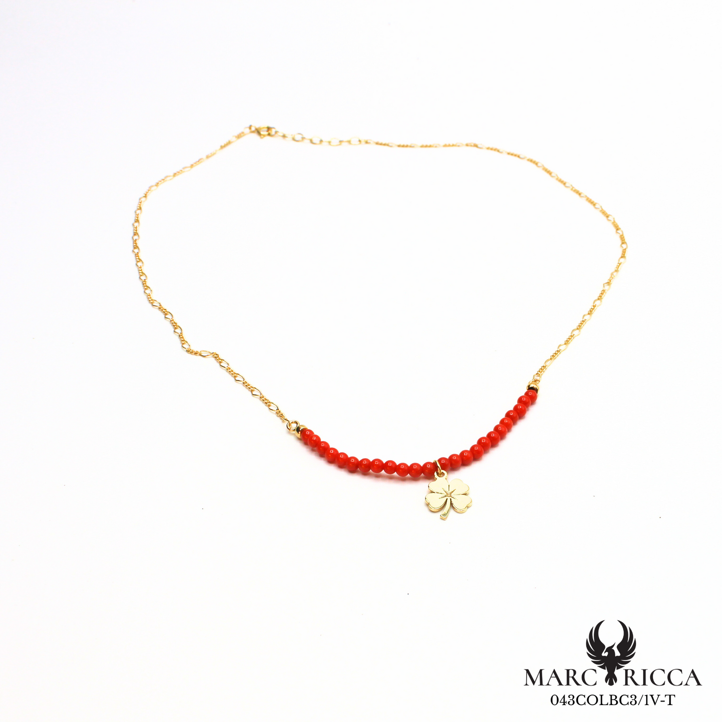 Collier chaine avec perles de corail et trèfle en argent ou vermeil