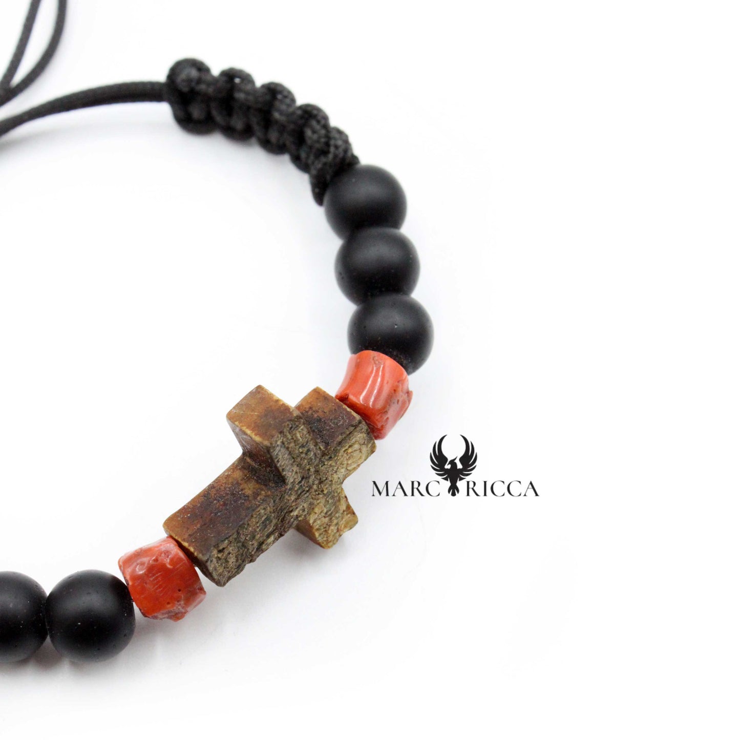 Bracelet Cordon Croix en Corne de Bélier & Corail