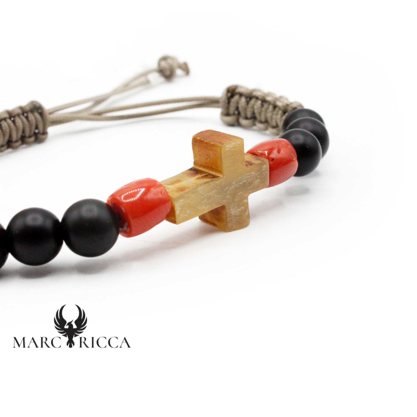 Bracelet Cordon Croix en Corne de Bélier & Corail