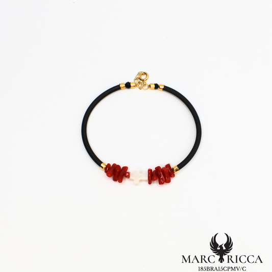 Bracelet jonc en caoutchouc avec corail cupolino et croix en nacre