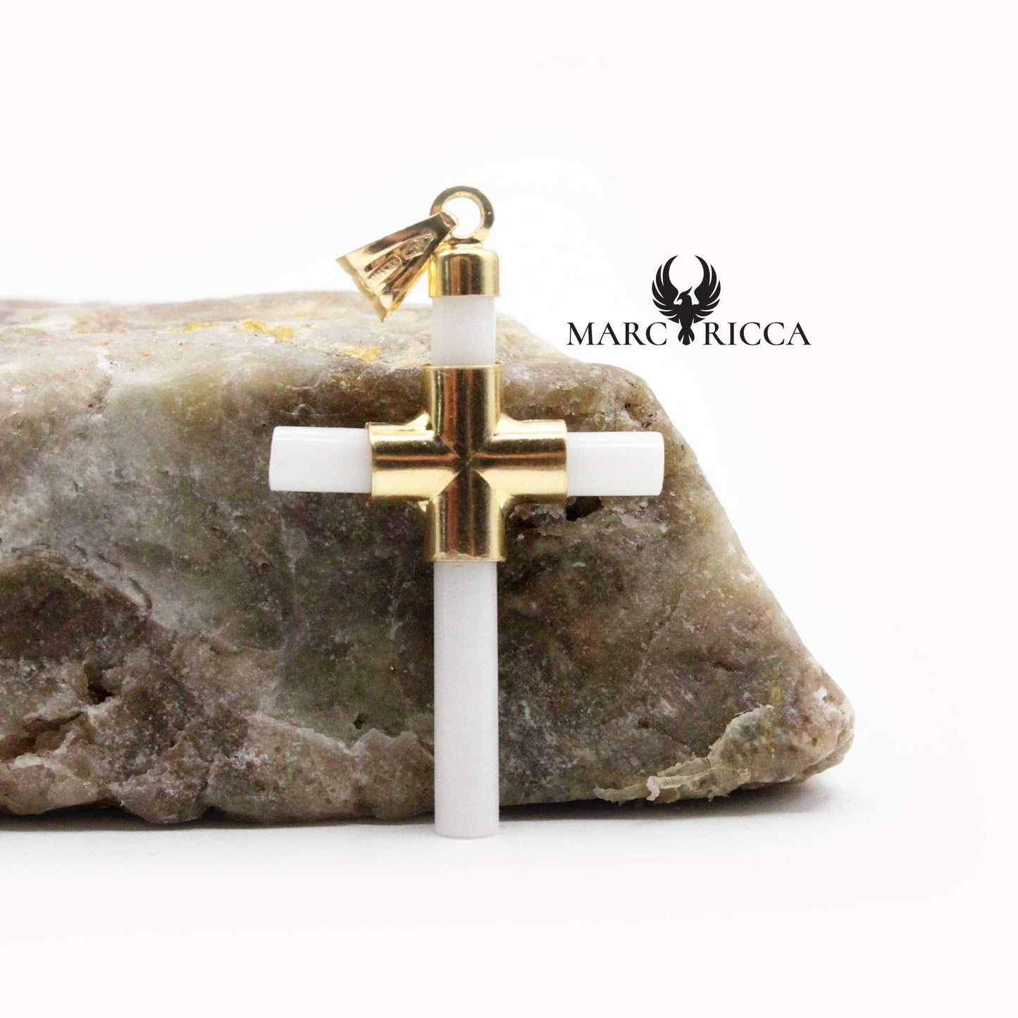 Pendentif Or Croix Corail Blanc 18 Carats