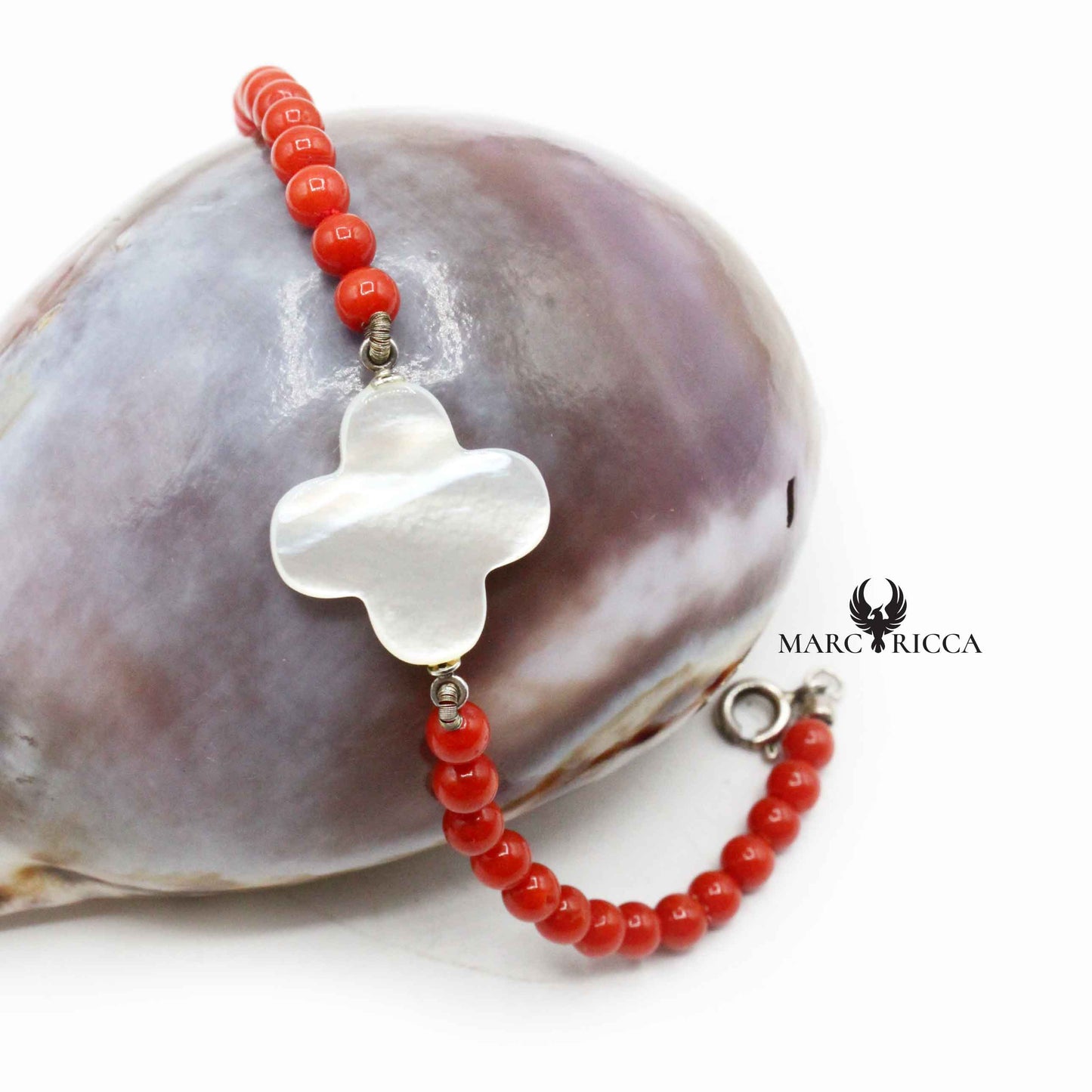 Bracelet Argent Perles Corail Rouge et Croix Nacre Blanche