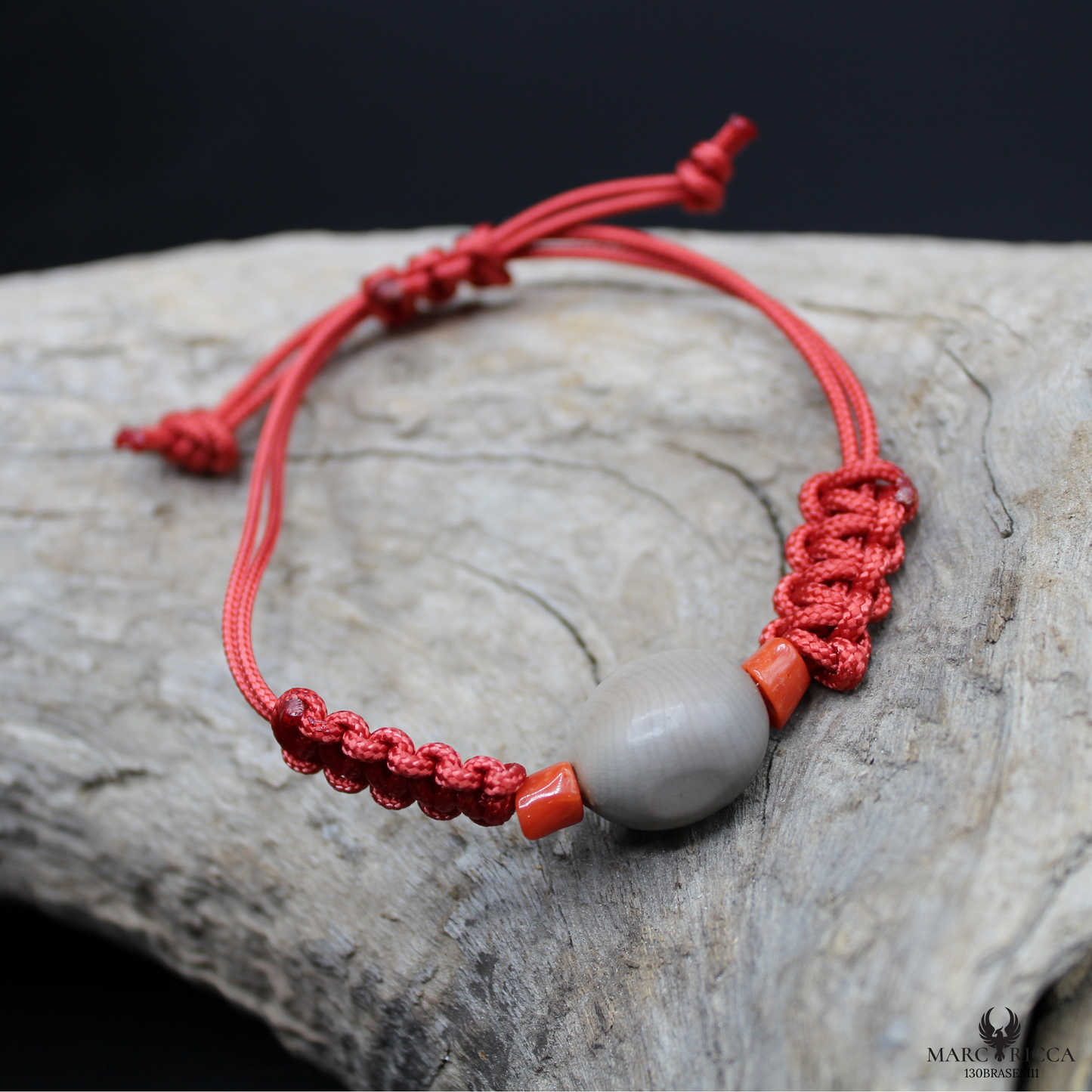 Bracelet Cordon Corail Graine Canique