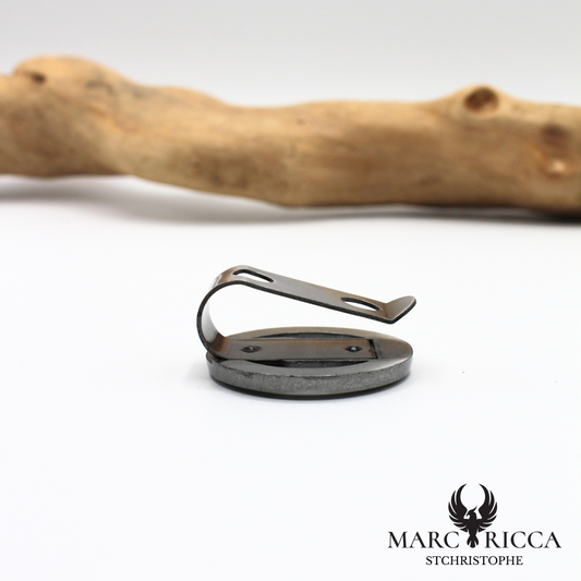 Attache pare-soleil Saint Christophe