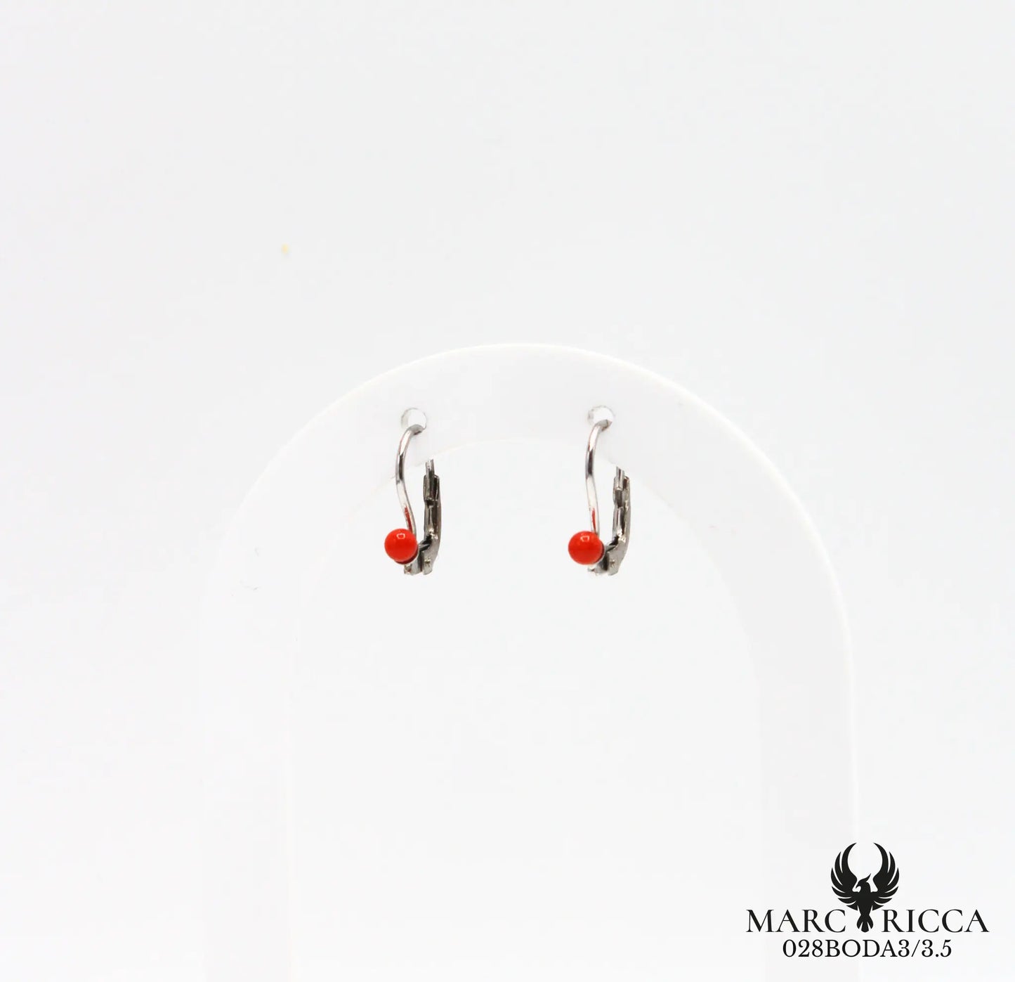 Boucles d'oreilles dormeuses avec perles de corail