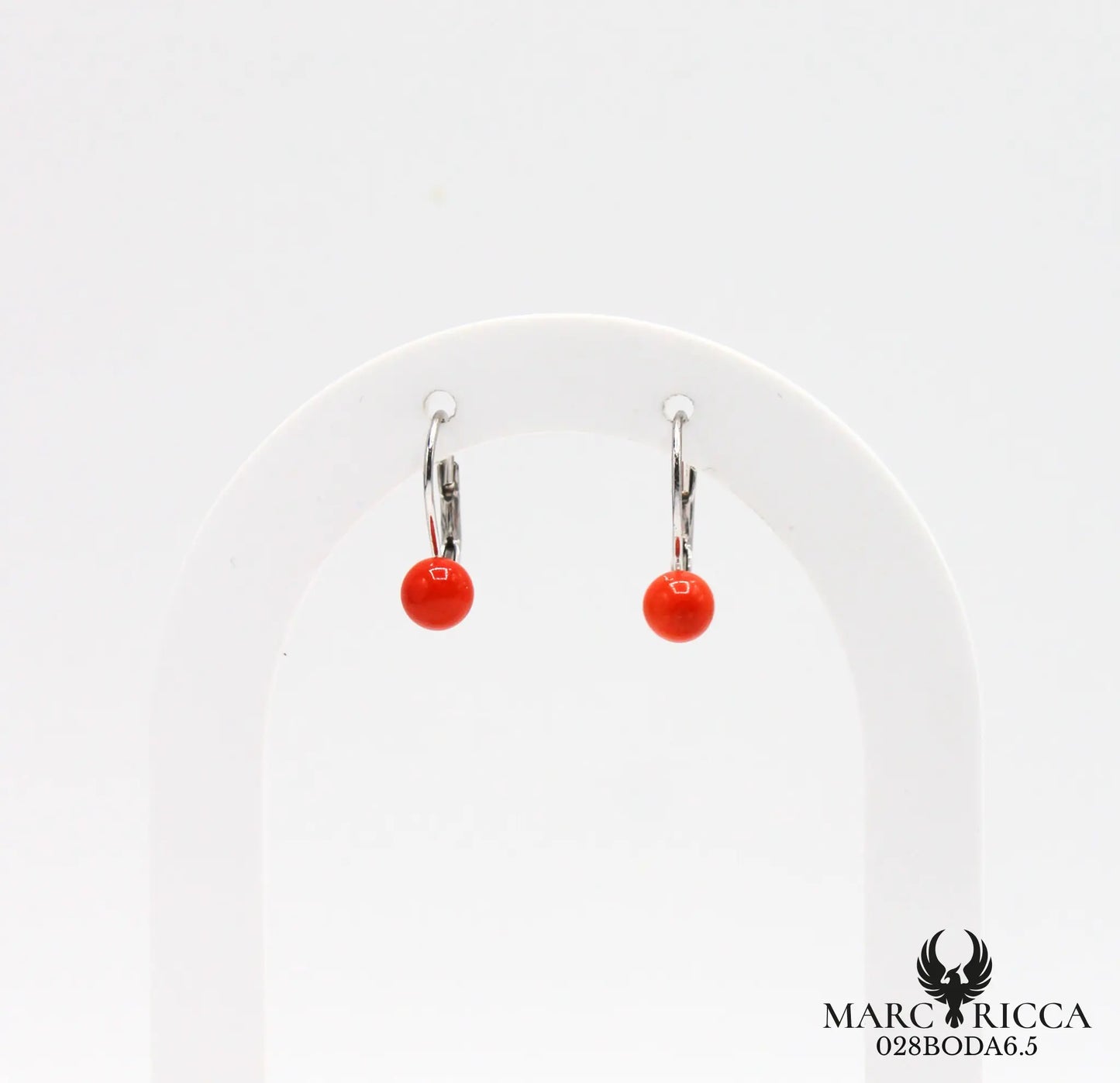 Boucles d'oreilles dormeuses avec perles de corail
