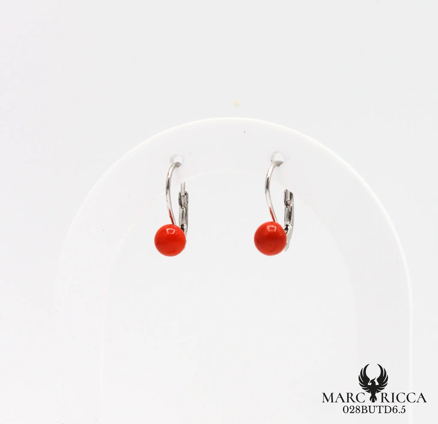 Boucles d'oreilles dormeuses avec perles de corail