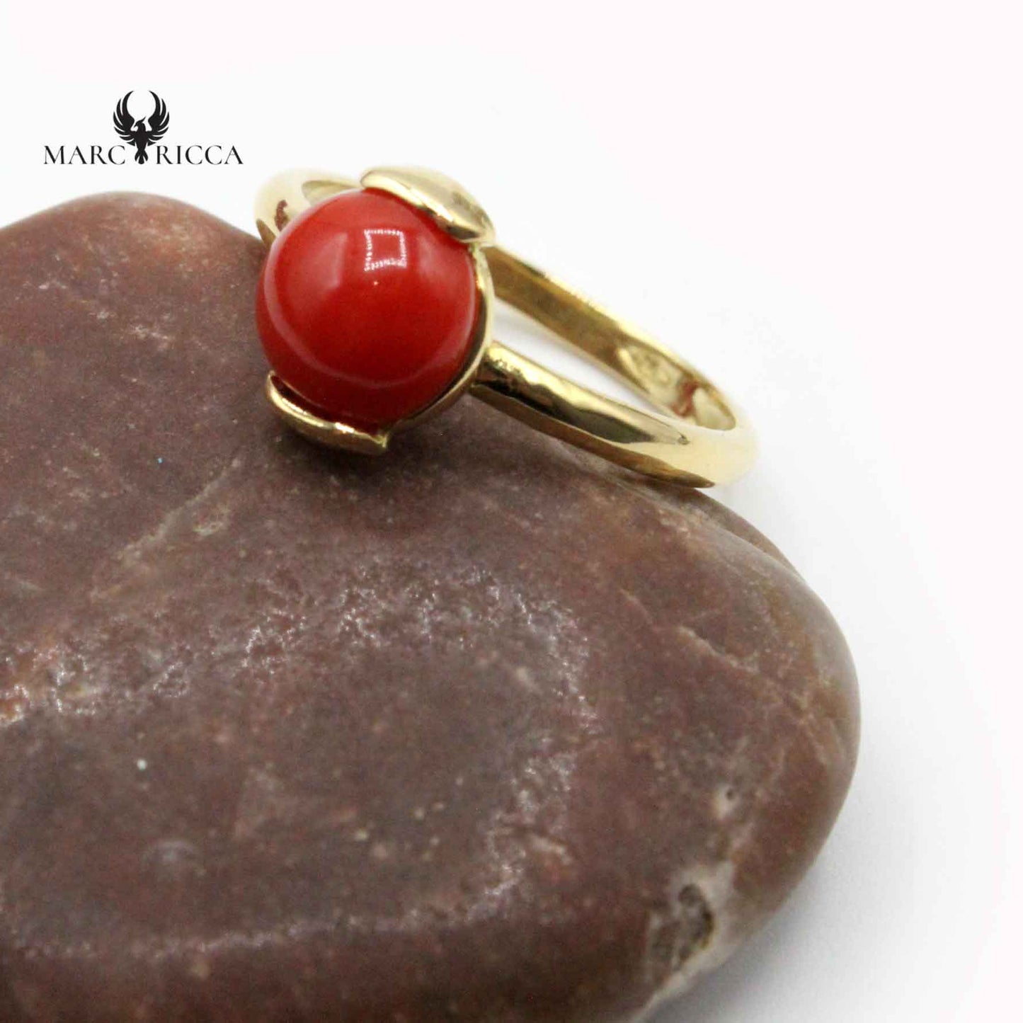 Bague Or, Cabochon Rond Corail