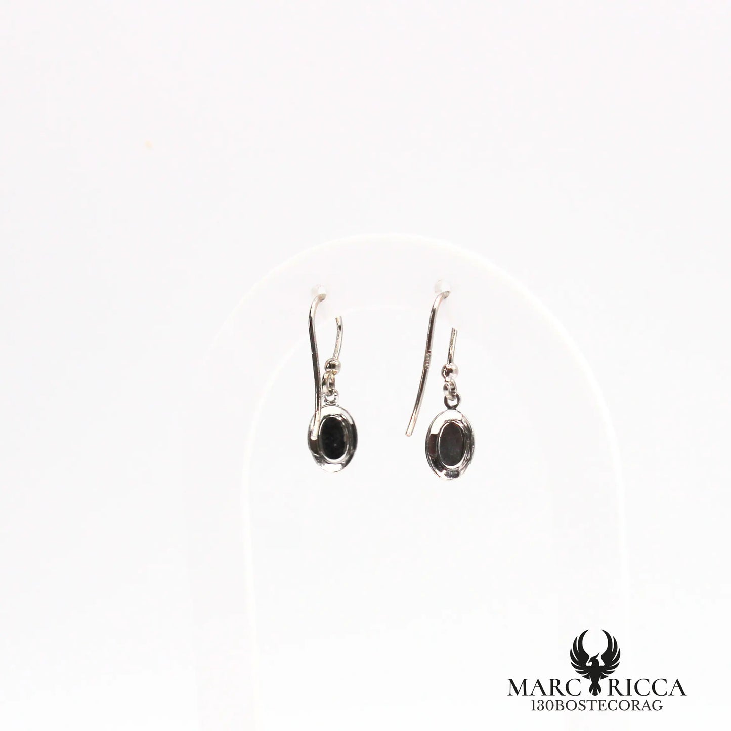 Boucles d'oreilles pendantes cabochon corail en argent