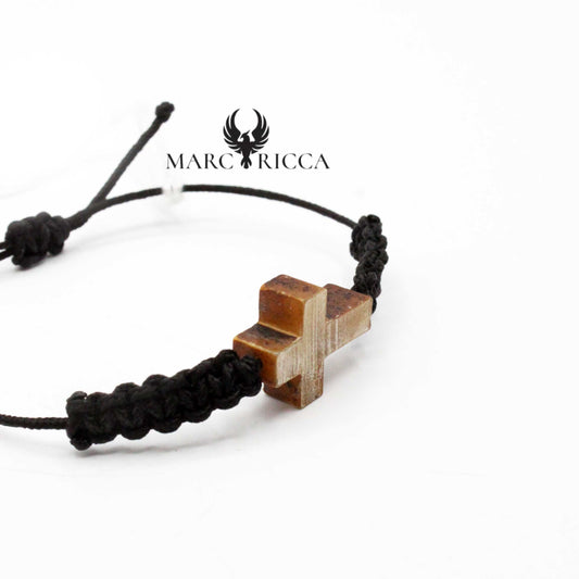 Bracelet Cordon Macramé & Croix en Bélier