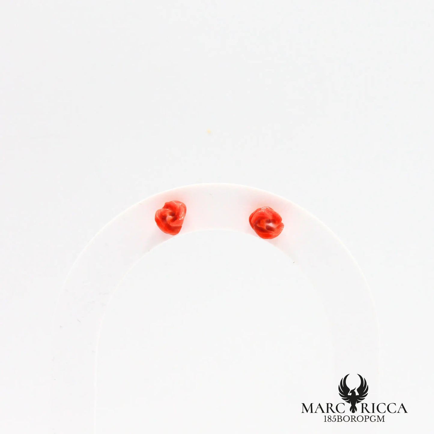 Boucles d'oreilles clous en forme de rose en corail